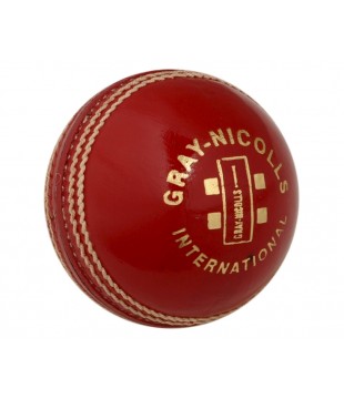 GRAY-NICOLLS International Cricket Ball